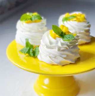 Mini Pavlova dessert on the serving plate